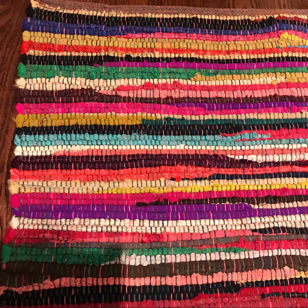 Chindi | Colorful Woven Rag Rug - Picture 4 of 5